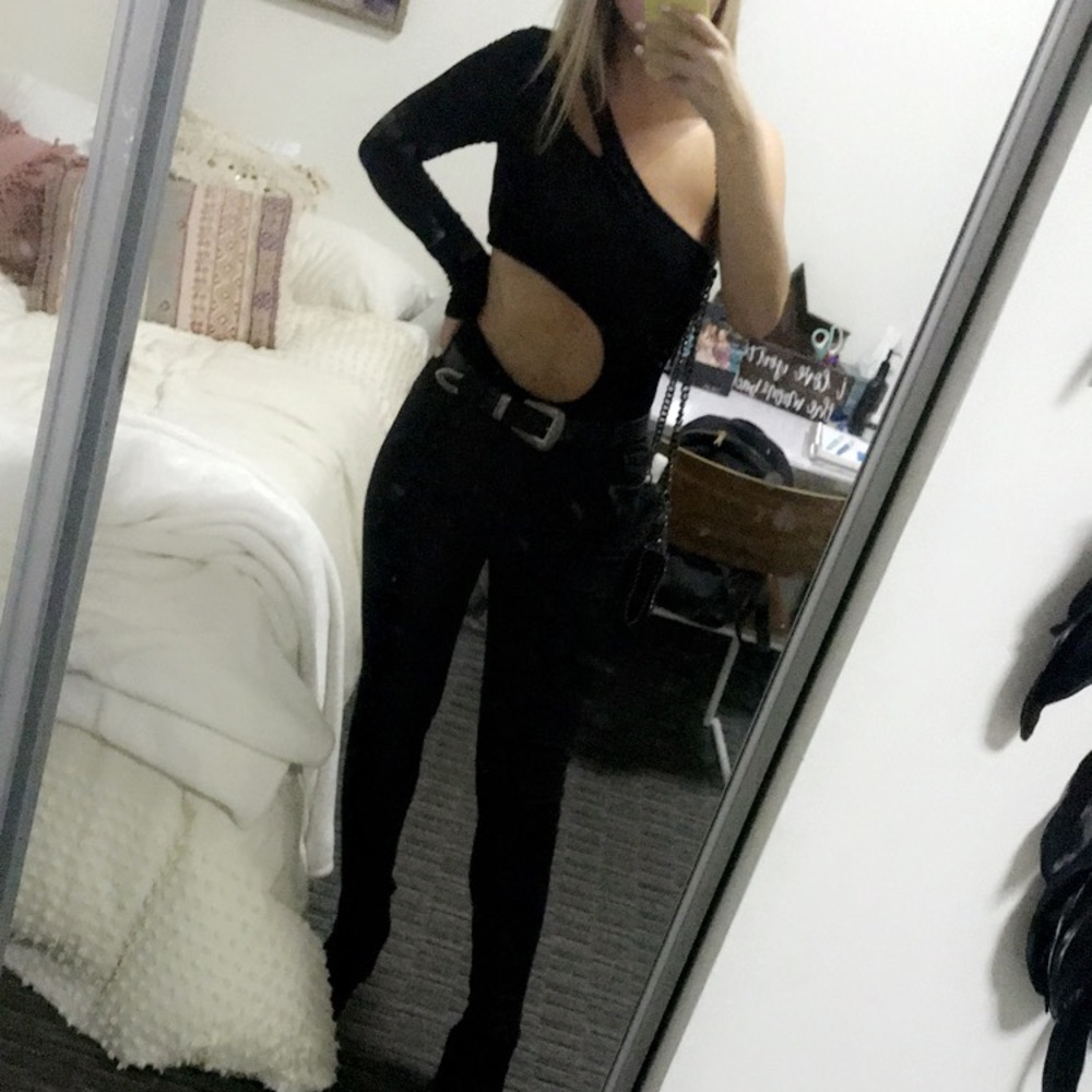 Black Cut Out Long Sleeve Bodysuit